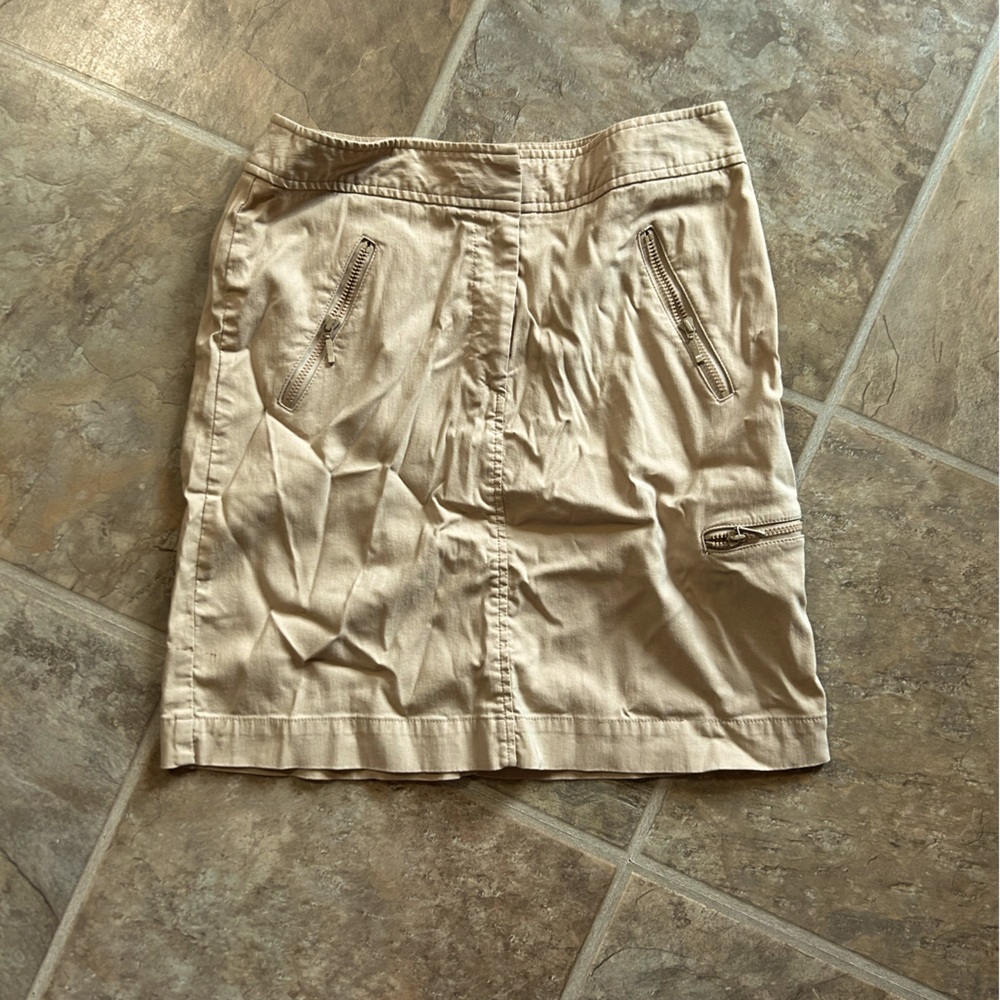 Women’s  Tan Cargo type skirt